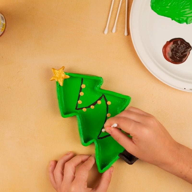 How to Make a Christmas Tree Bowl with Air Dry Clay - Image 6